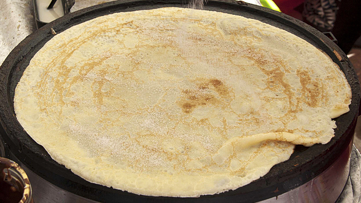 11 content creperie 04